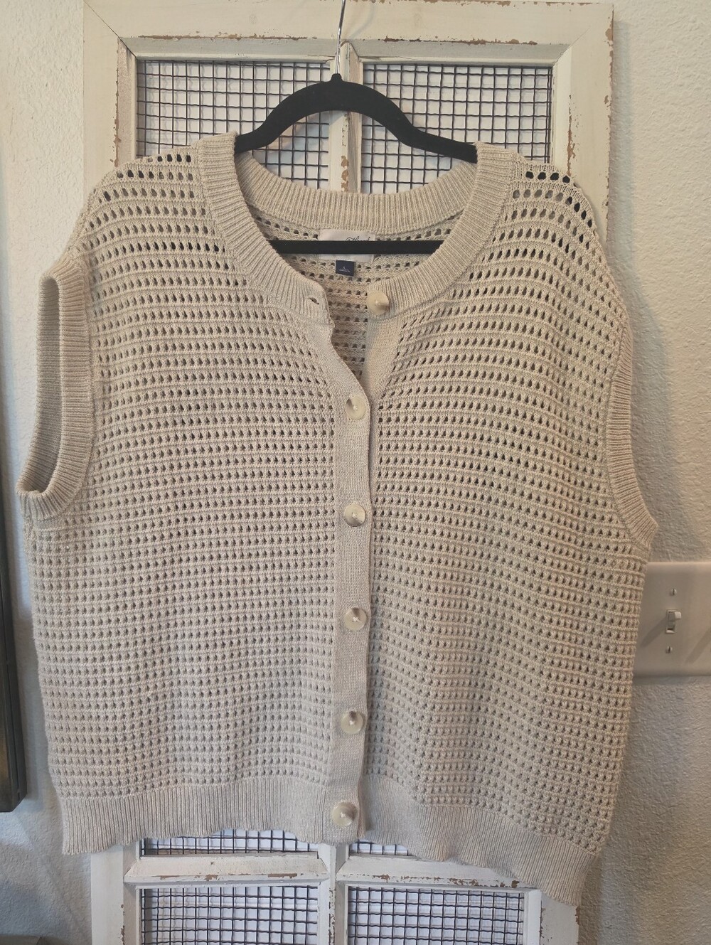 Universal Thread Sweater Vest